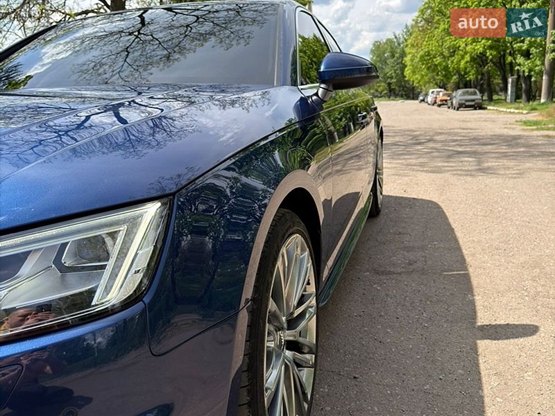 Седан Audi A4 2016 в Харькове