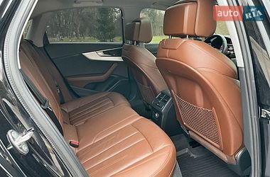 Седан Audi A4 2018 в Львове