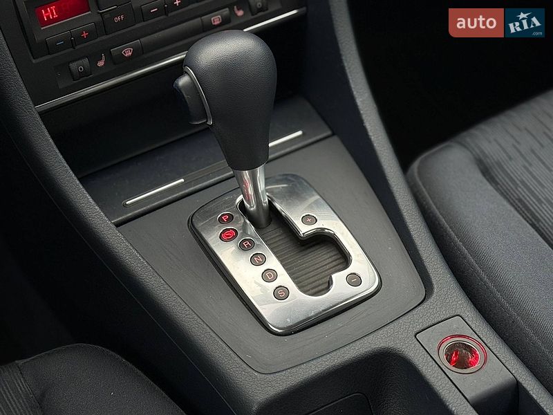 Седан Audi A4 2005 в Дніпрі