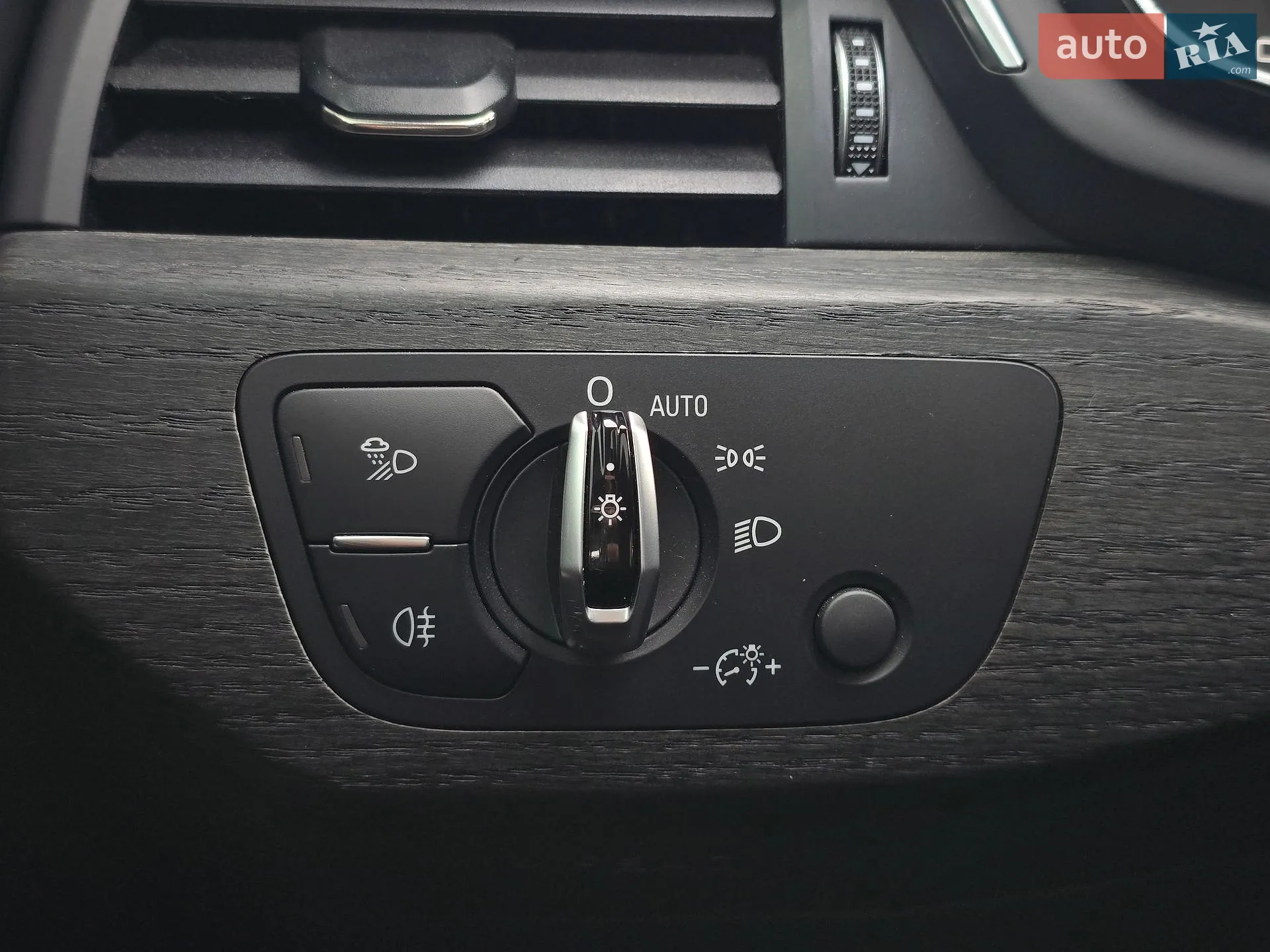 2016 Audi A4 - мініатюра 33