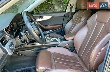 Седан Audi A4 2018 в Львове
