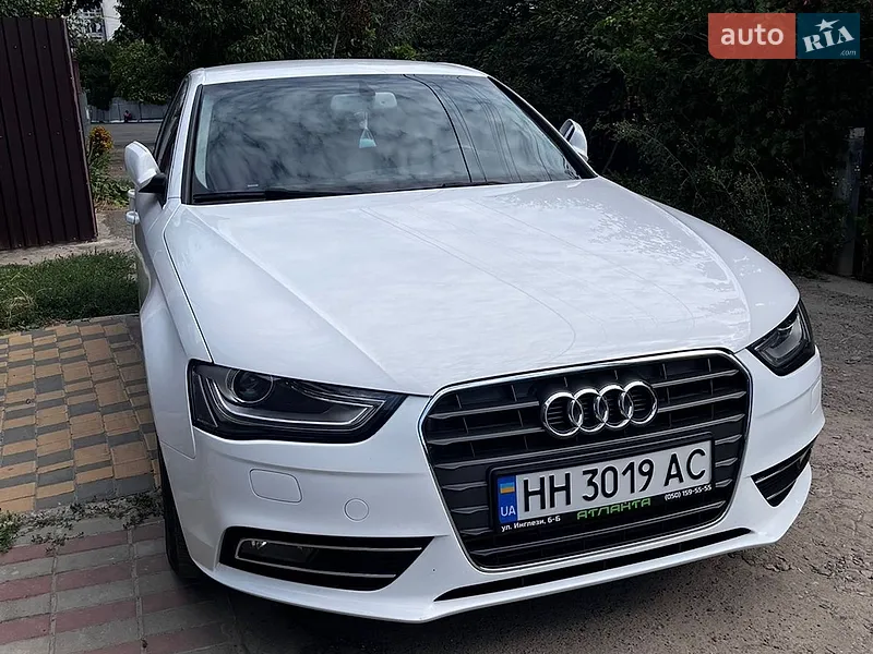 Audi A4 2014 VIN WAUFFCFL8FN025474 фото оголошення 17 з 53