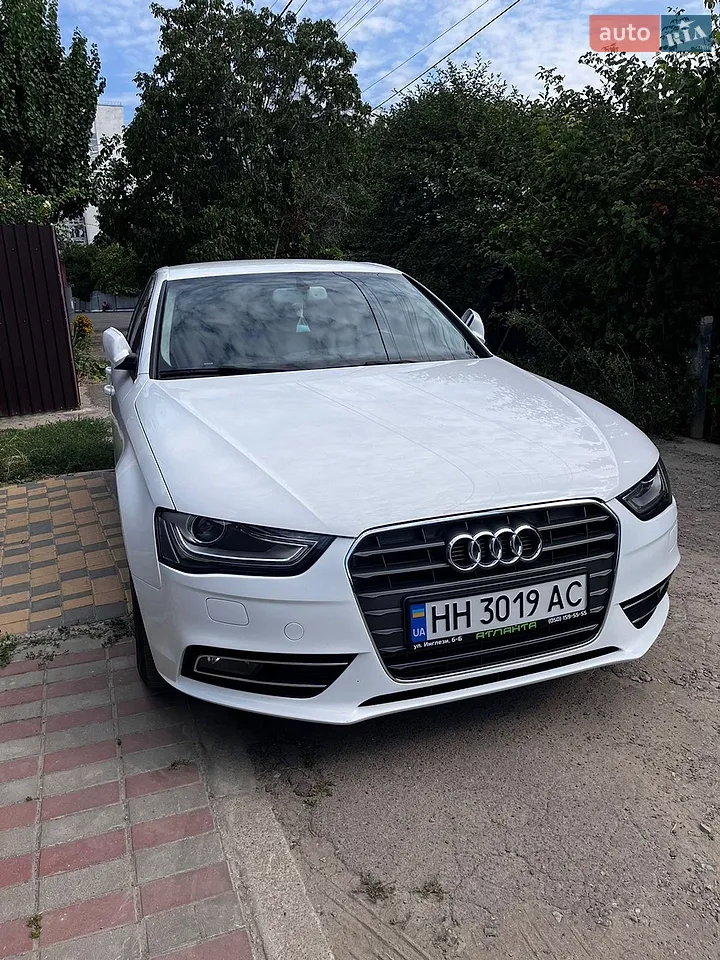 2013 Audi A4 - мініатюра 16