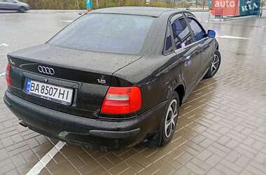 Седан Audi A4 1997 в Голованевске