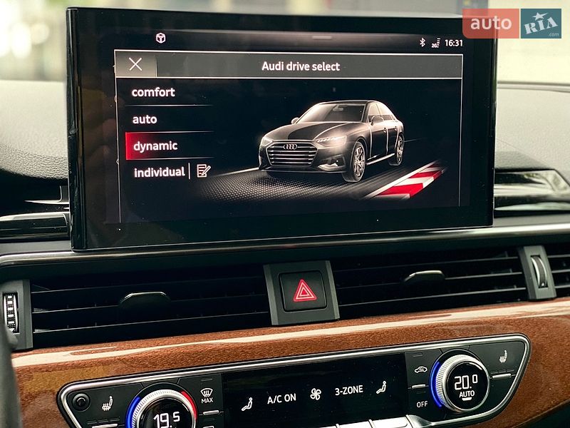 Седан Audi A4 2020 в Киеве