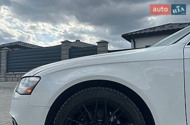 Седан Audi A4 2013 в Вараші