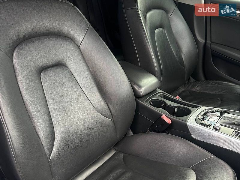 Седан Audi A4 2013 в Вараші
