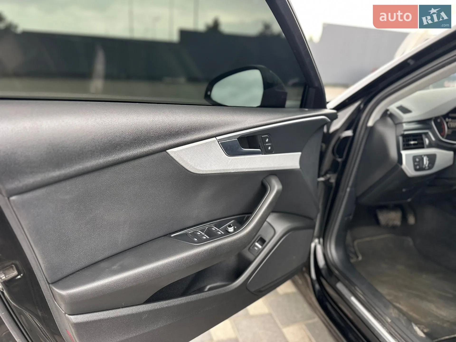 2016 Audi A4 - мініатюра 13