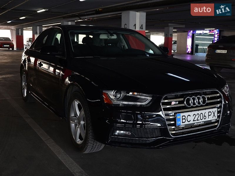 Audi A4 2014