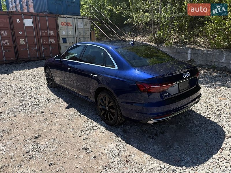 Седан Audi A4 2020 в Киеве