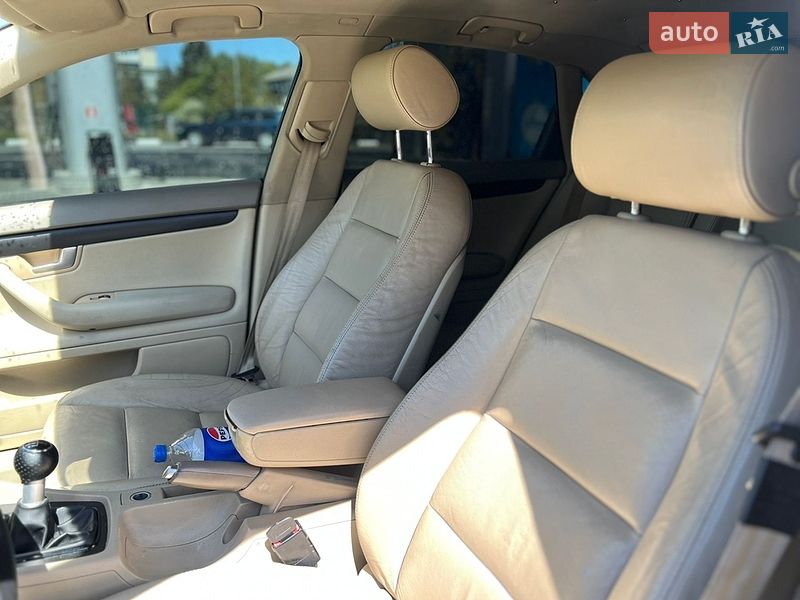 Седан Audi A4 2006 в Хмельницком