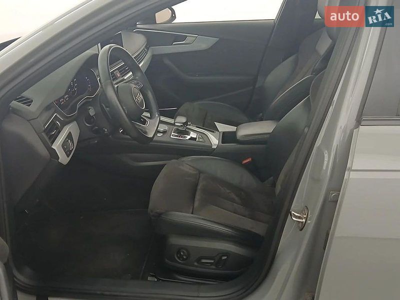 Седан Audi A4 2019 в Львові