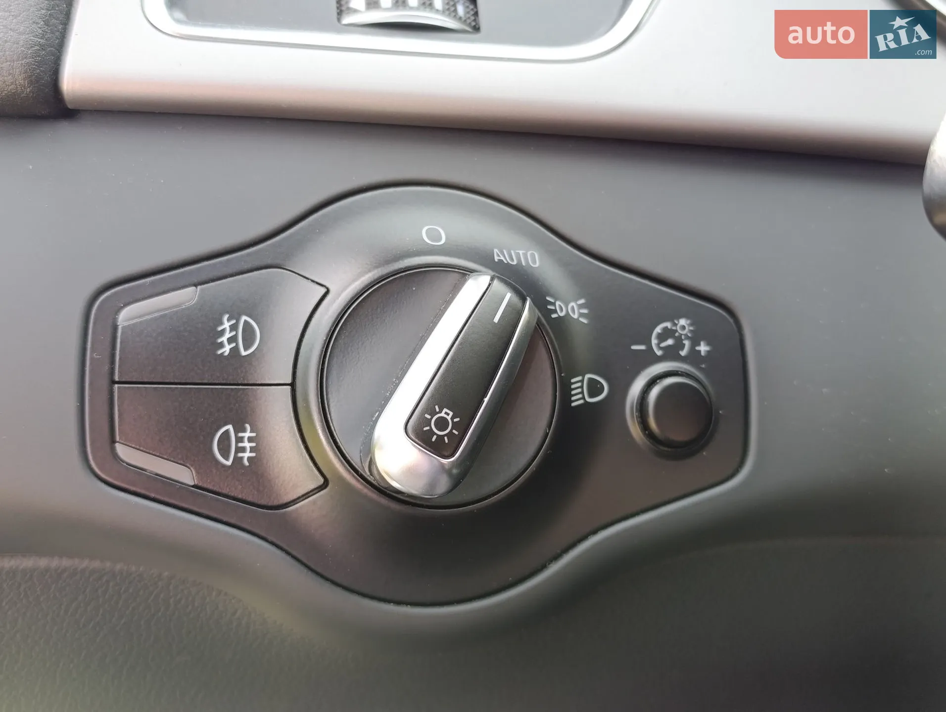 2013 Audi A4 - мініатюра 43