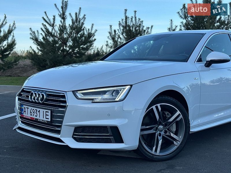 Седан Audi A4 2018 в Ровно