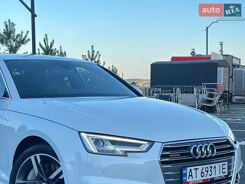 Седан Audi A4 2018 в Ровно