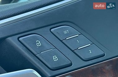 Седан Audi A4 2018 в Ровно