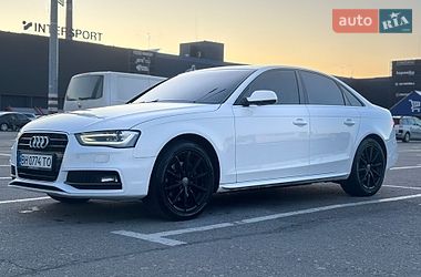 Седан Audi A4 2013 в Києві