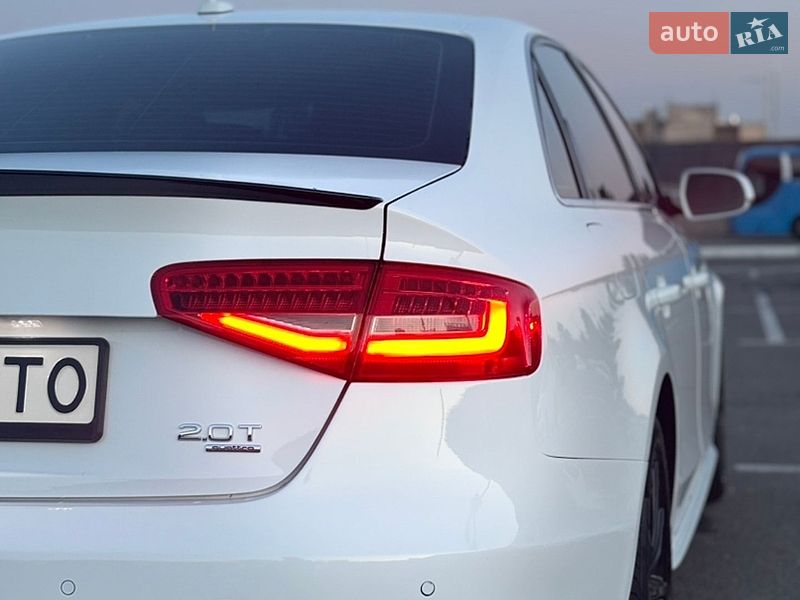Седан Audi A4 2013 в Киеве