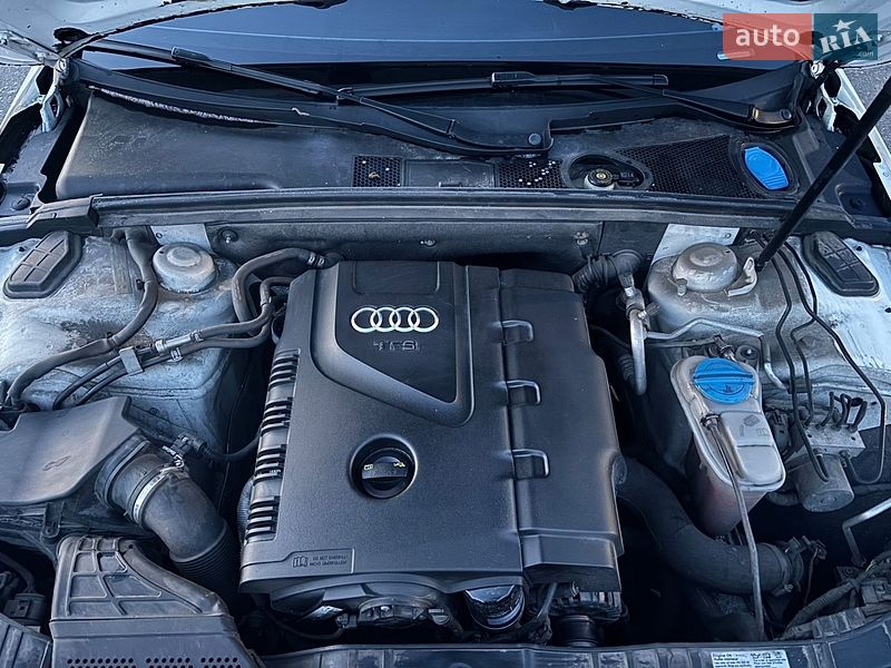 Седан Audi A4 2013 в Киеве