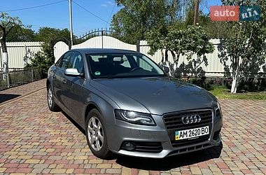 Седан Audi A4 2011 в Киеве