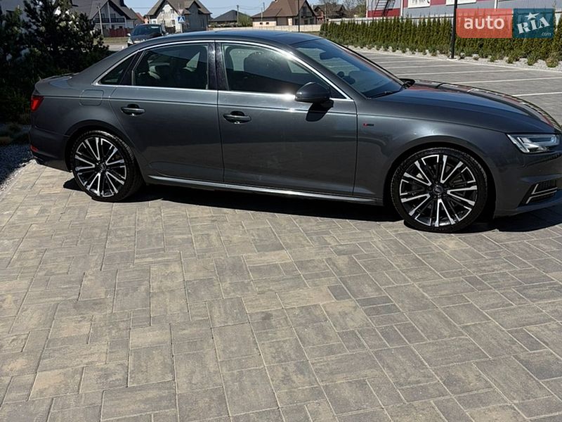 Седан Audi A4 2018 в Луцьку