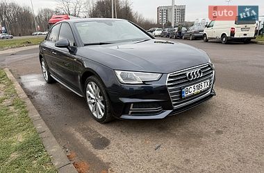 Седан Audi A4 2018 в Львове