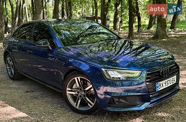 Седан Audi A4 2017 в Хмельницком