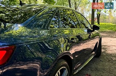 Седан Audi A4 2017 в Хмельницком