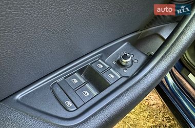 Седан Audi A4 2017 в Хмельницком