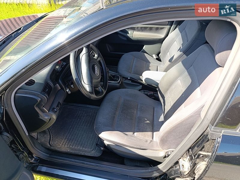 Седан Audi A4 2000 в Житомире