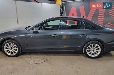 Седан Audi A4 2021 в Киеве