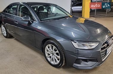 Седан Audi A4 2021 в Киеве
