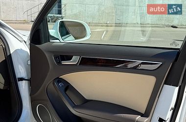 Седан Audi A4 2013 в Киеве