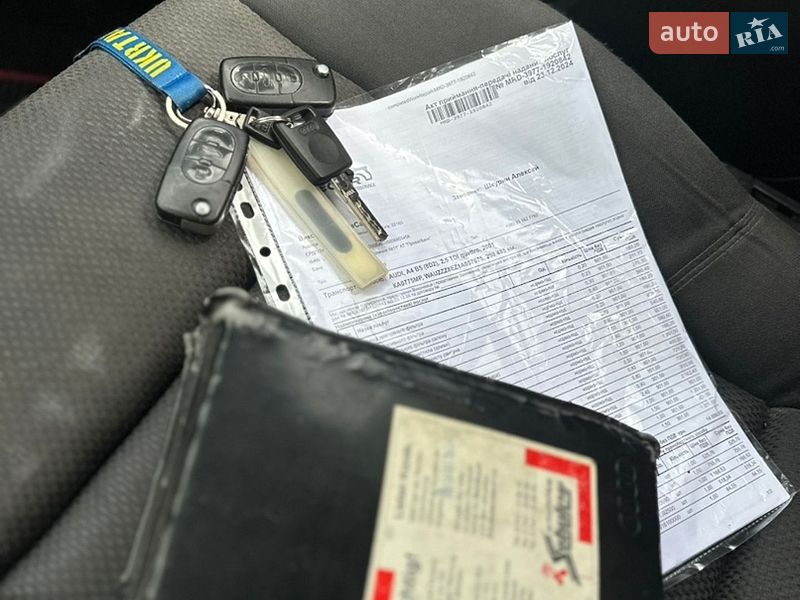 Седан Audi A4 2001 в Харькове