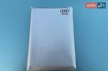Седан Audi A4 1999 в Липовце