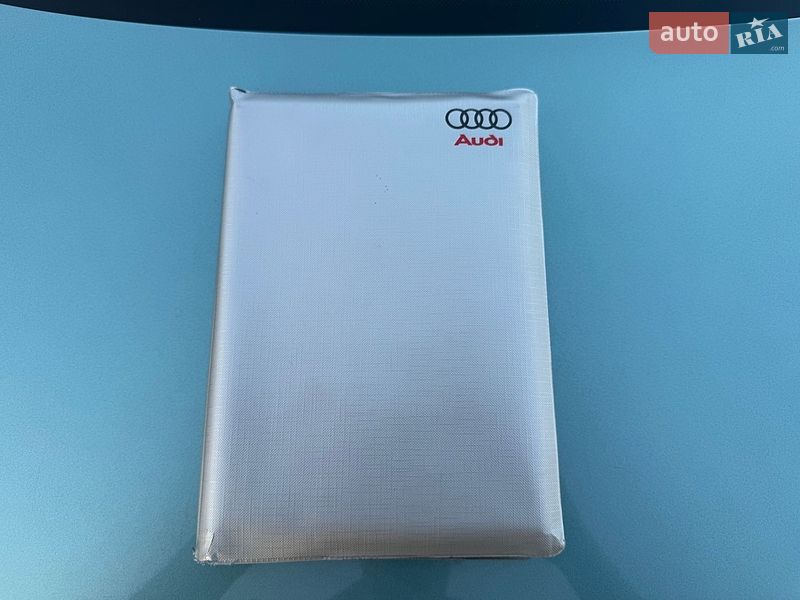 Седан Audi A4 1999 в Липовце