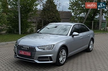 Седан Audi A4 2016 в Самборе