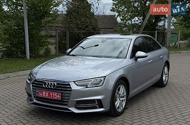 Седан Audi A4 2016 в Самборе
