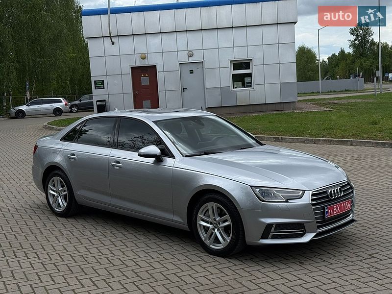 Седан Audi A4 2016 в Самборе