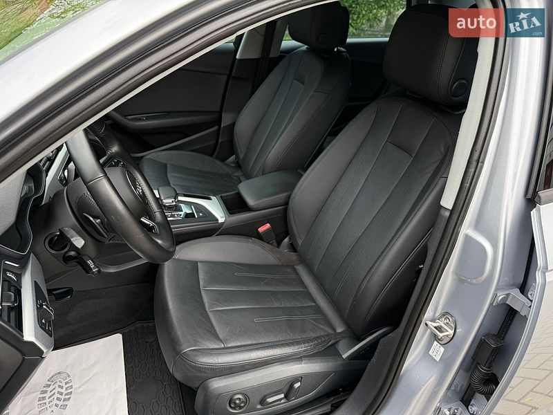 Седан Audi A4 2016 в Самборе