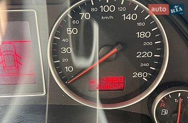 Седан Audi A4 2001 в Днепре