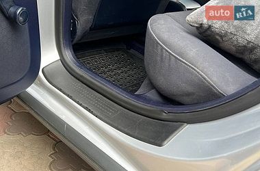 Седан Audi A4 2001 в Днепре