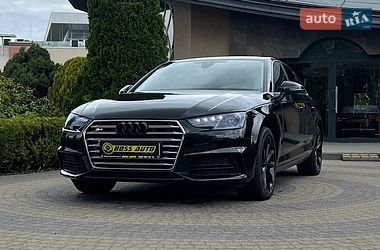 Седан Audi A4 2019 в Львове