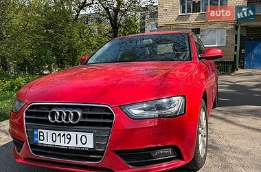 Седан Audi A4 2014 в Полтаве