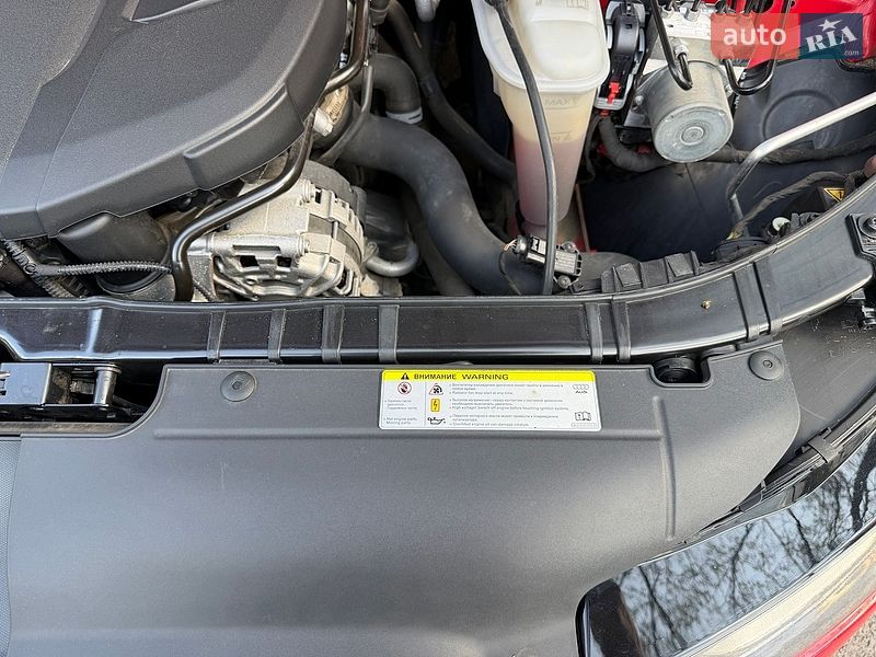 Седан Audi A4 2014 в Полтаве