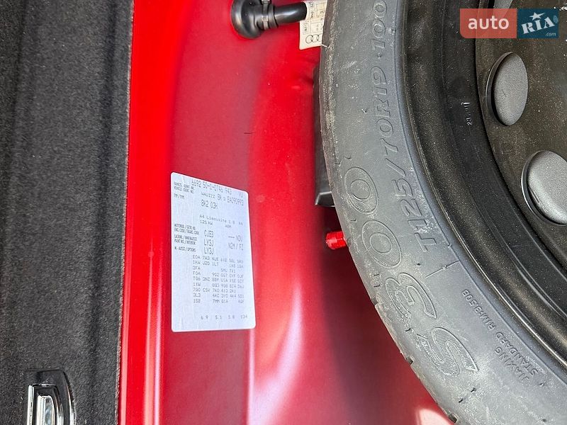 Седан Audi A4 2014 в Полтаве
