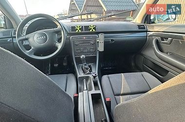 Седан Audi A4 2004 в Сарнах