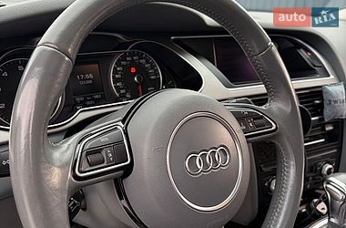 Седан Audi A4 2014 в Киеве
