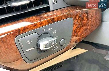 Седан Audi A4 2019 в Житомире
