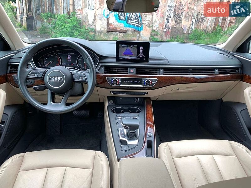 Седан Audi A4 2019 в Житомире